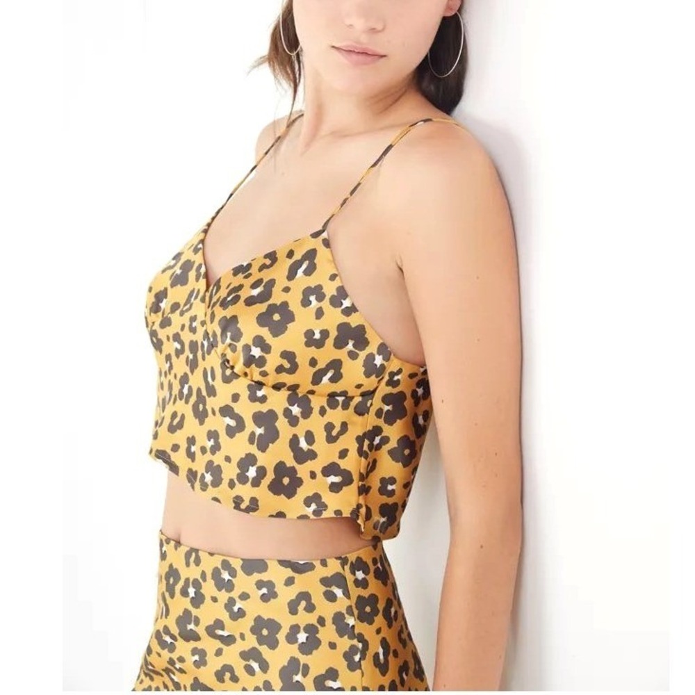 4SI3NNA Camisole Top Women M Gold Leopard Cropped Boho Festival Y2K Party Hippie